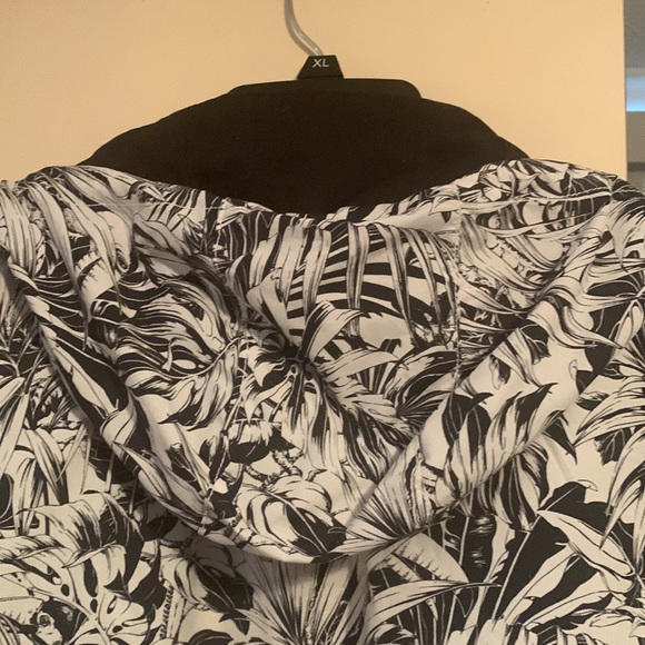 Colombia Spring jacket with hood, XL, NWT - Picture 6 of 10